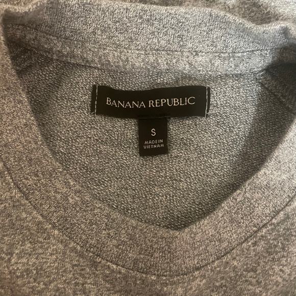 Banana Republic Non-Binary short sleeve gray sweatshirt sz Small They/Them/Their - Picture 5 of 6